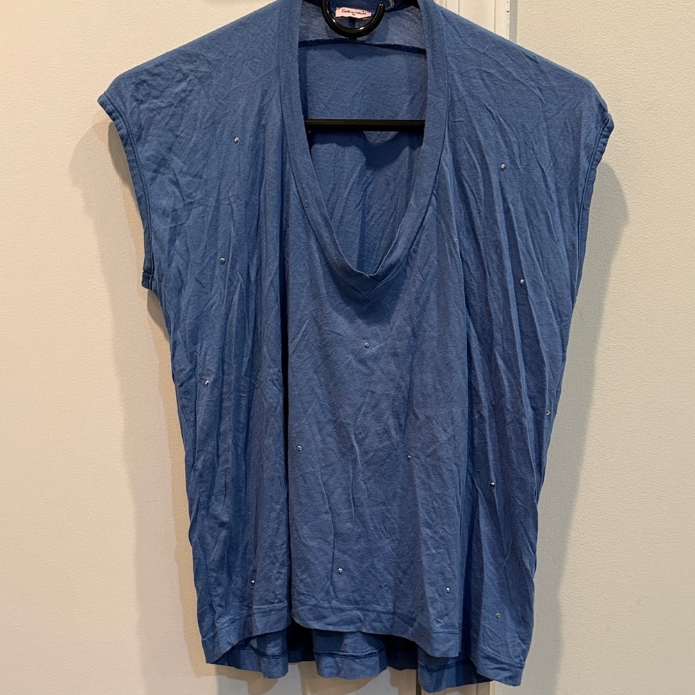Splendid sleeveless vneck blue shirt w rhinestones on front. Size 12